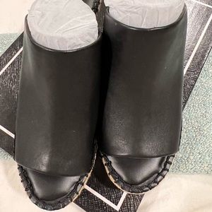 Karl Lagerfeld black leather wedge